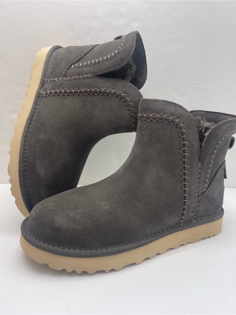 UGG Women’s Classic Mini Elaria Boots W1178831 MLSS Suede Sheepskin Booties - Picture 15 of 16